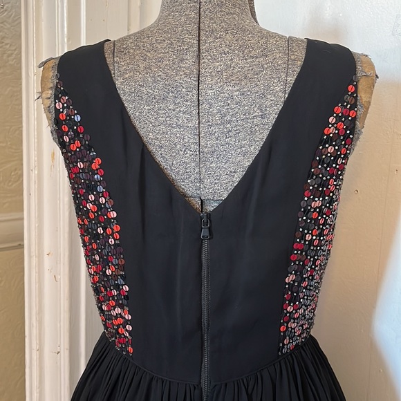 Shoshanna NWT Sequin Evie Swing Dress Red Black Beaded Mini Party Occasion, sz 2 - Picture 11 of 17